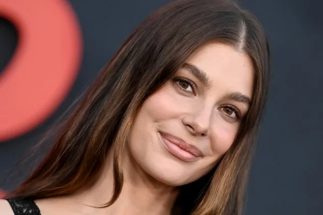 Camila Morrone, 'Something Very Bad Is Going to Happen' Dizisinde Favori Sahnesini Tamamladıktan Sonra Gözyaşlarına Boğuldu