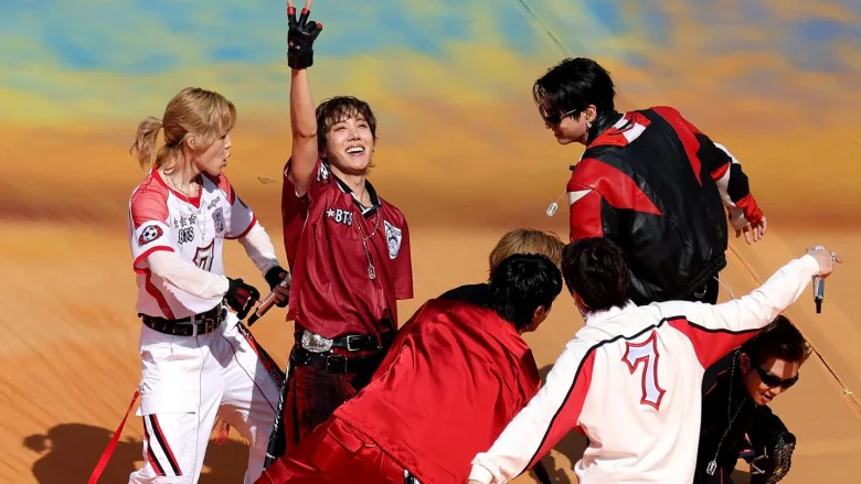BTS, FIFA Dünya Kupası Finali'nde "Dynamite" Performansıyla Sahne Aldı