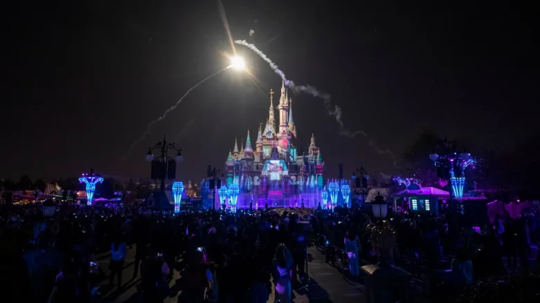 Disney, Yeni İstihdam Kesintileriyle Yüzlerce İşçi Çıkarıyor
