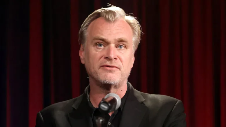 Christopher Nolan Romantik Komedi Çekmekten Korkuyor
