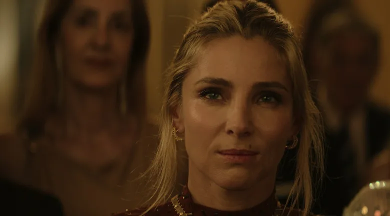 إلسا باتاكي تشارك كنجمة ومنتجة في مسلسل The Tribute