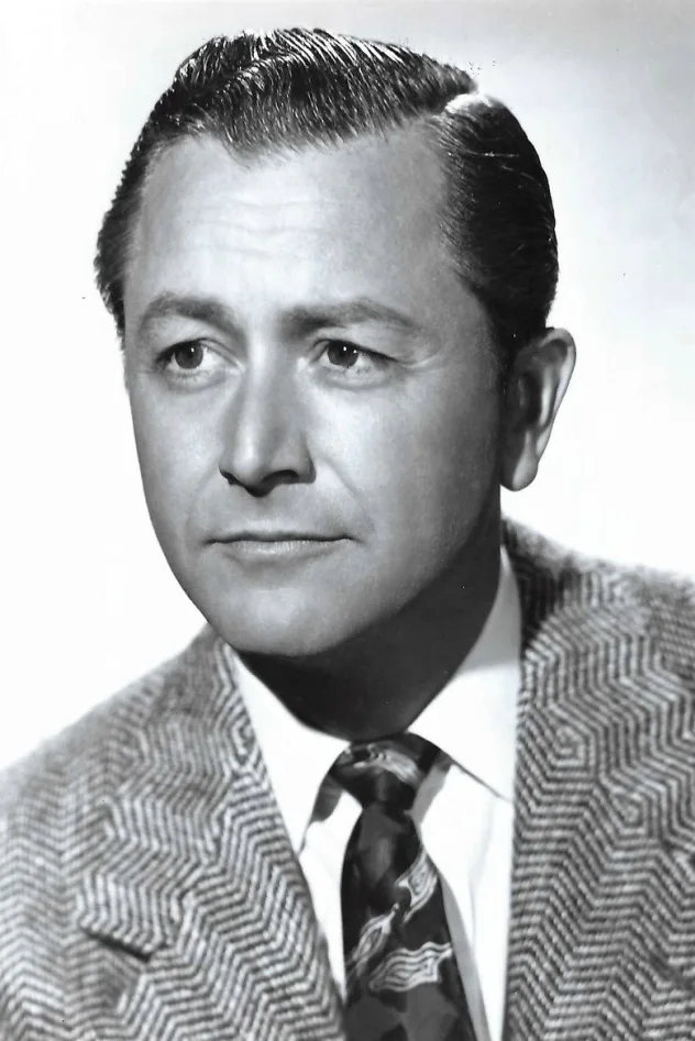 фото Robert Young