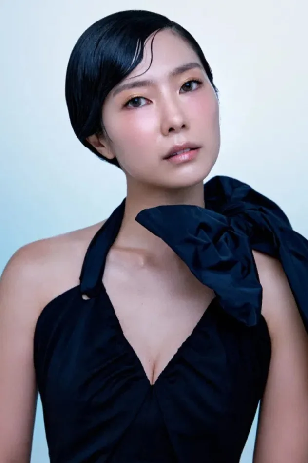 Cover image for Ferlyn Wong