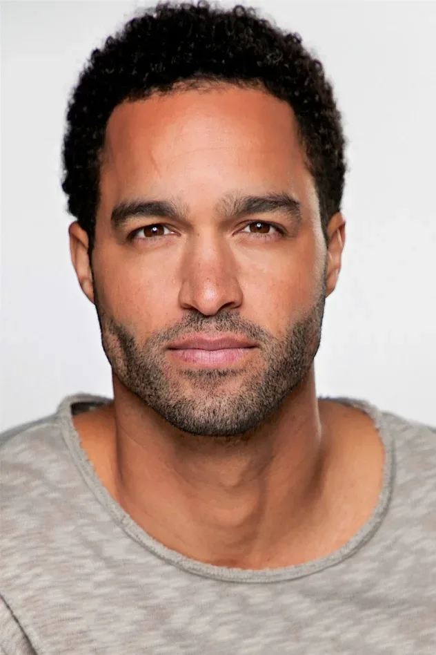 صورة الغلاف لـ Russell Thomas