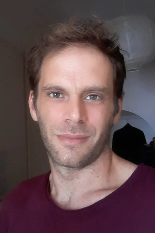 Cover image for Omiros Poulakis