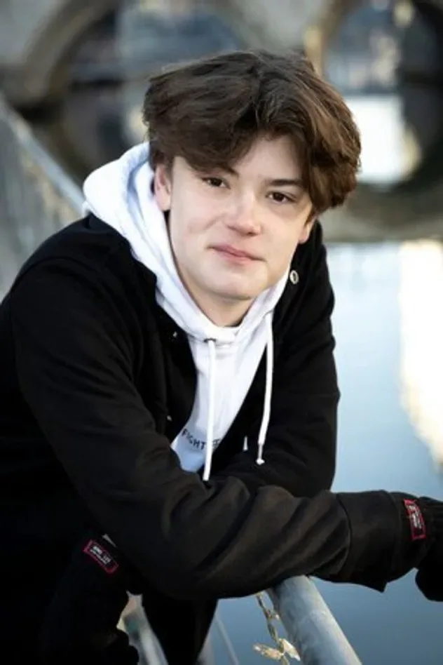 Обложка для Tristan Stienlet
