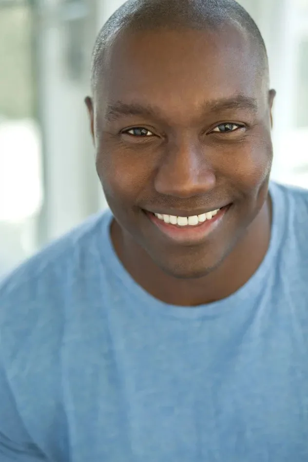 صورة الغلاف لـ Warren Belle