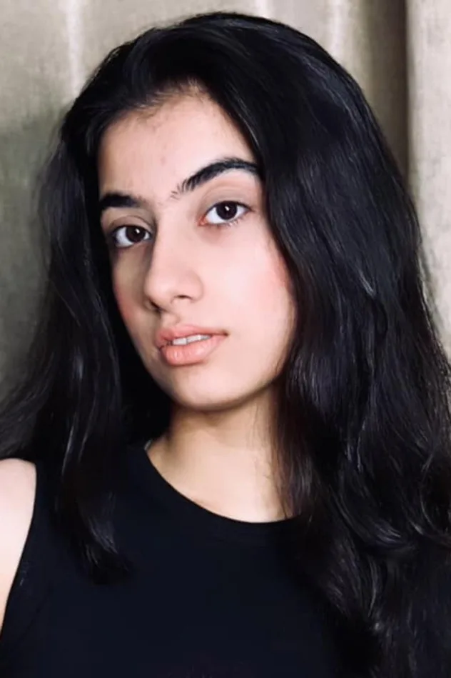 Ruhana Khanna için kapak görseli