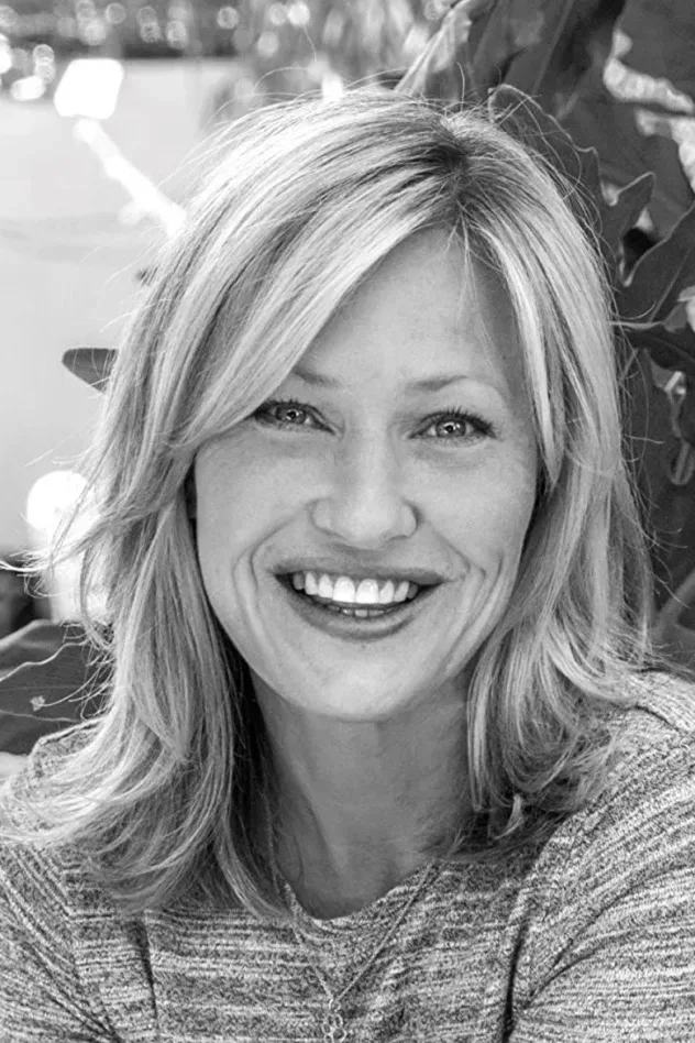 Imagen de portada para Joey Lauren Adams