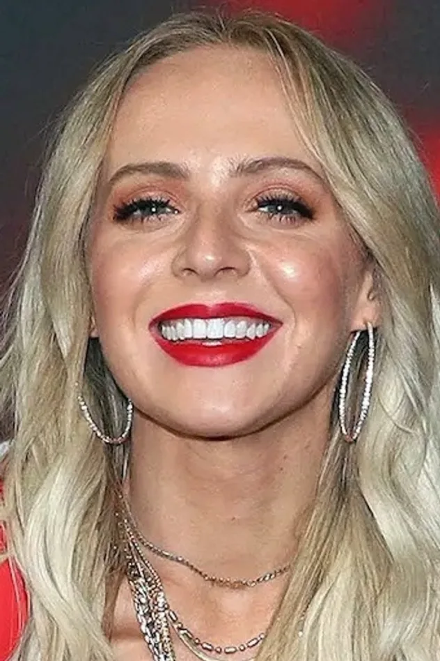Обложка для Madilyn Bailey