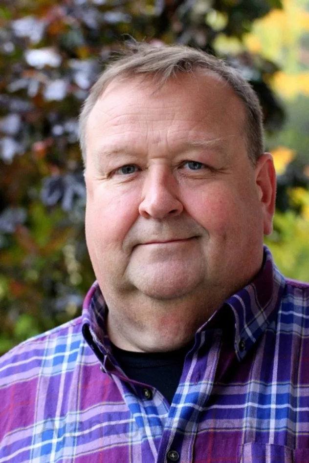 Mikko Kivinen için kapak görseli