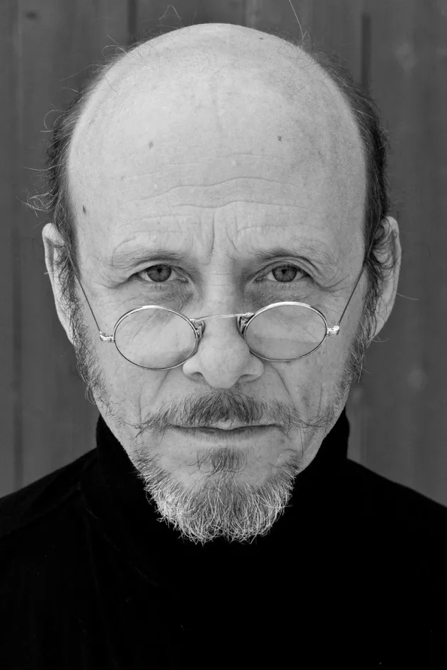 Normand Carrière için kapak görseli