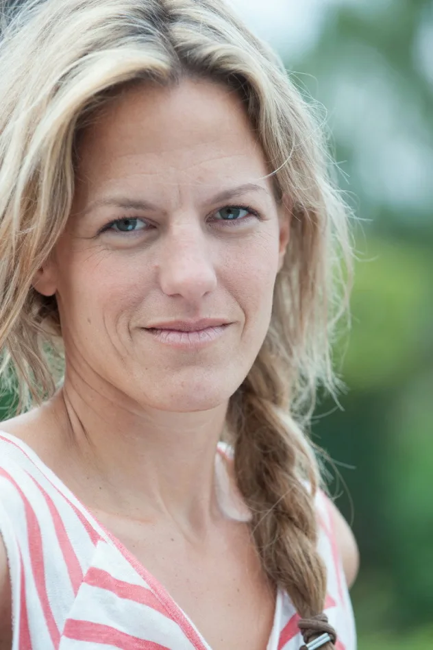 Credit poster