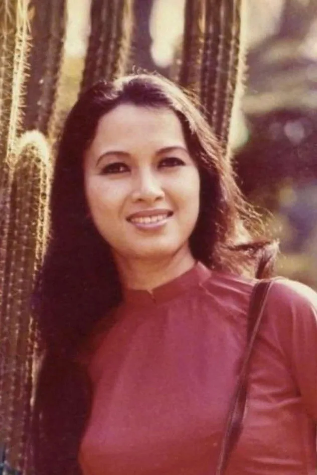 Cover image for Thùy Liên