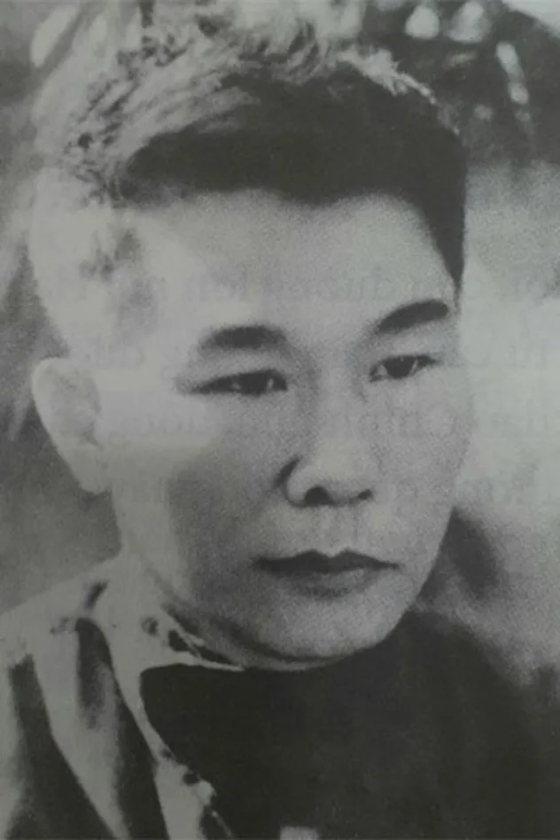 Trần Bạch Đằng photo