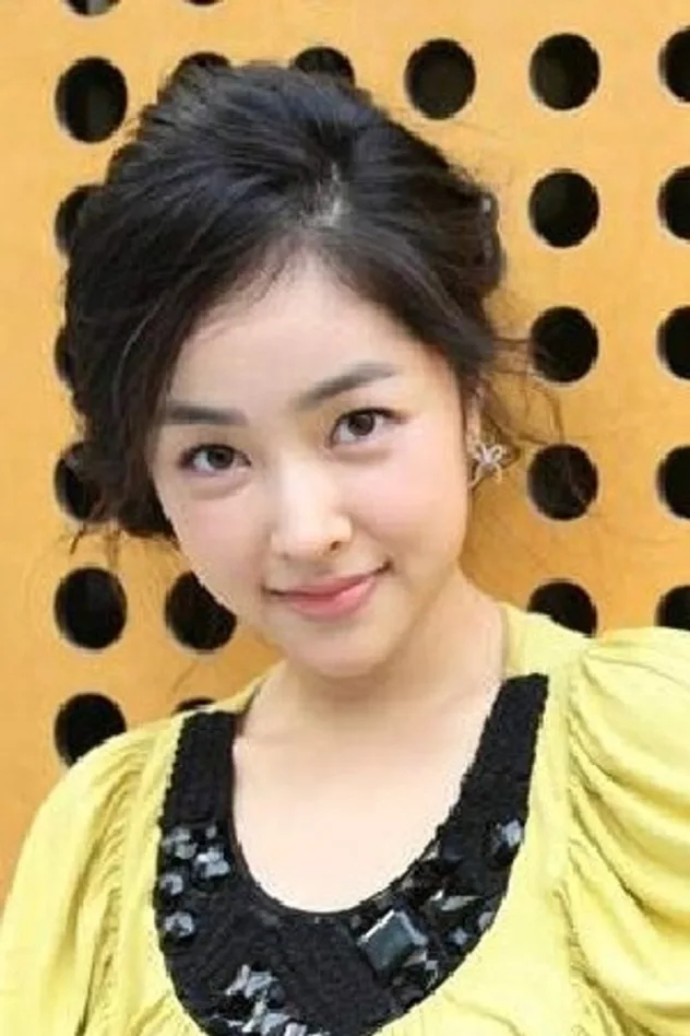 Cover image for Han Tae Yun