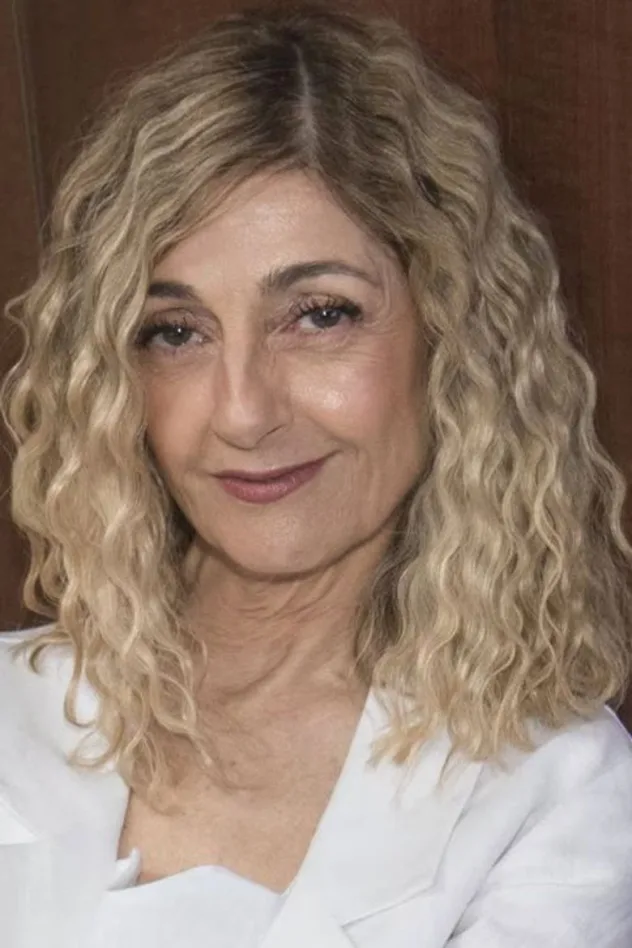 Imagen de portada para Carola Reyna