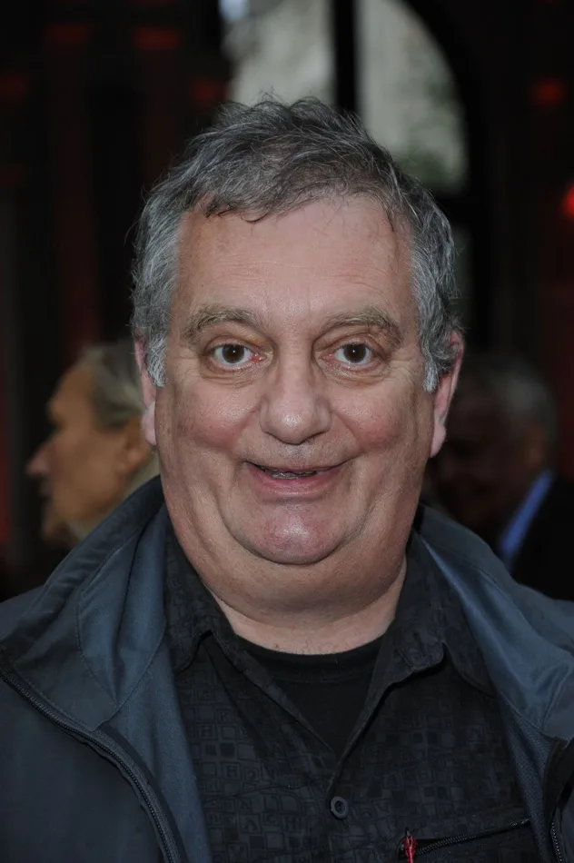 Jules-Édouard Moustic için kapak görseli