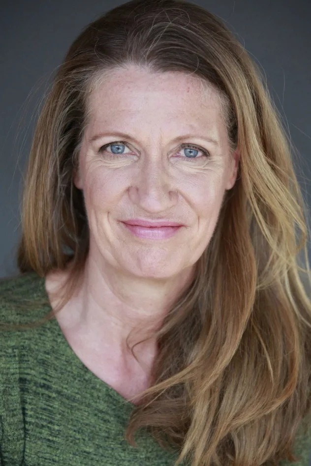 Claire Gagnon için kapak görseli