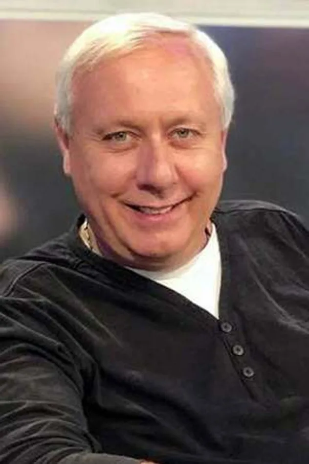 Обложка для Mikhail August