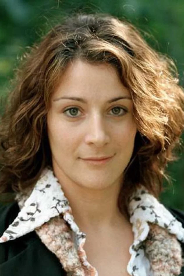 Cover image for Rebecka Teper