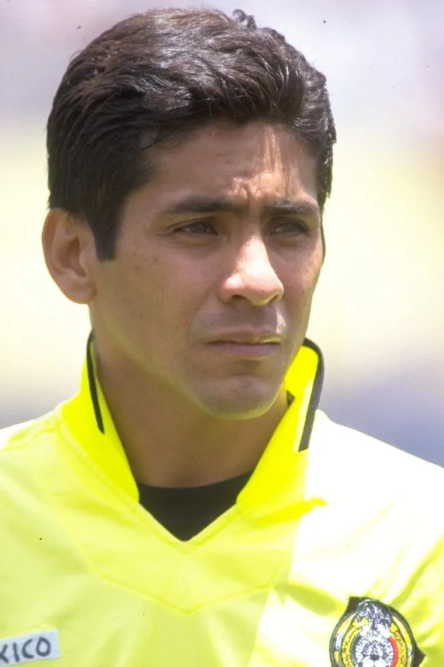 Imagen de portada para Jorge Campos