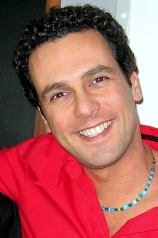 Cover image for Oded Menashe