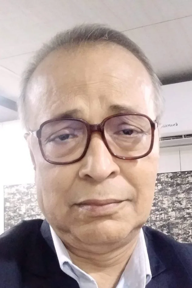 Imagen de portada para Phalguni Chatterjee