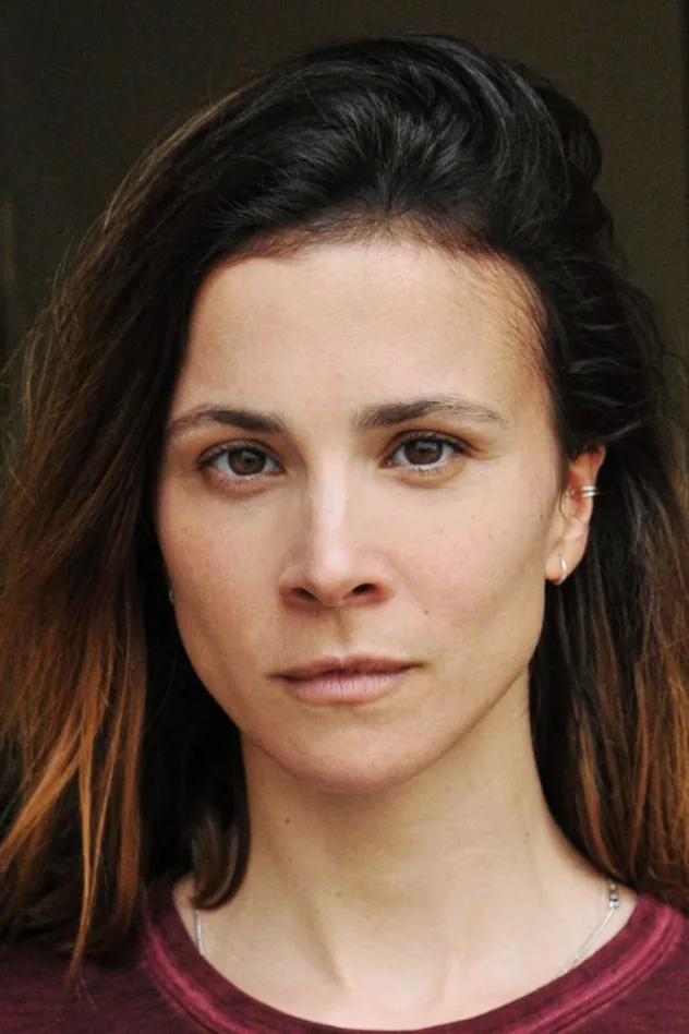 صورة Aylin Tezel