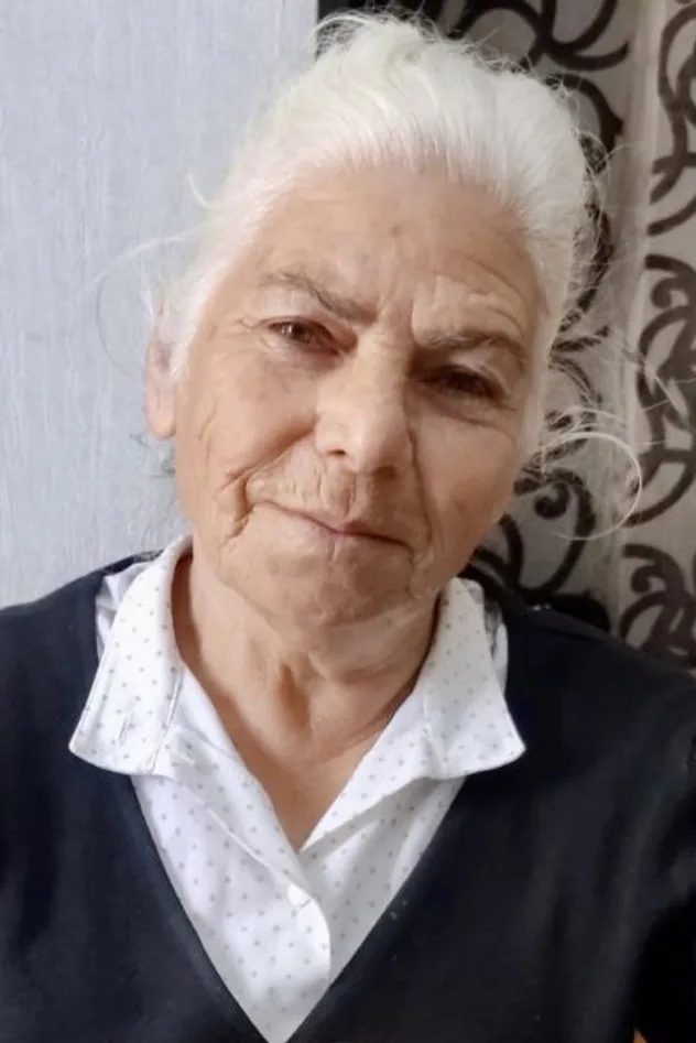 Sovqat Səmədova için kapak görseli