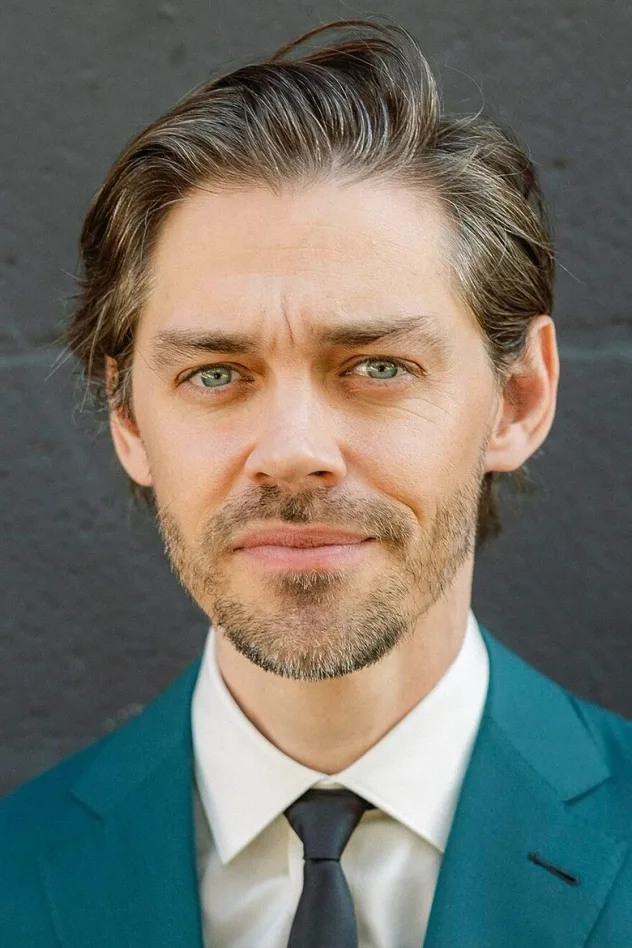 фото Tom Payne