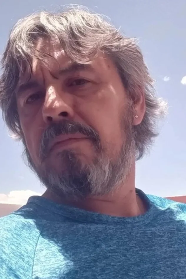 Rolando de Castro için kapak görseli