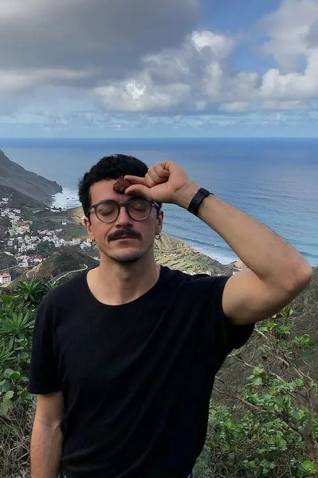 Daniel Pizamiglio için kapak görseli
