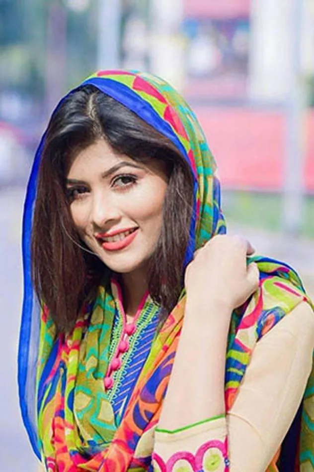 Mumtaheena Toya photo