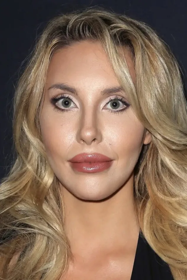 صورة الغلاف لـ Chloe Lattanzi