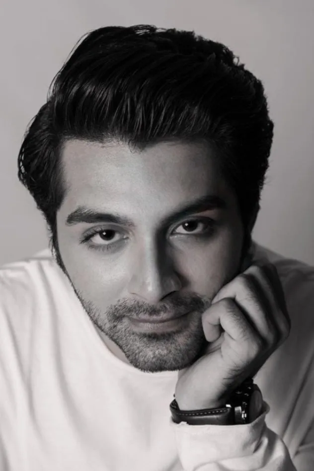 صورة الغلاف لـ Ravi Gohil
