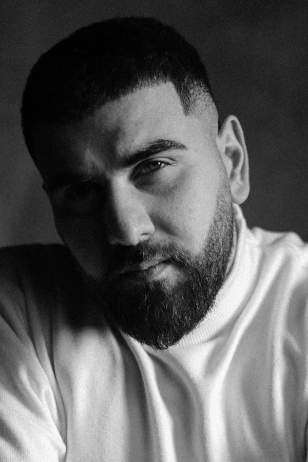 Mehdi Sadıq için kapak görseli