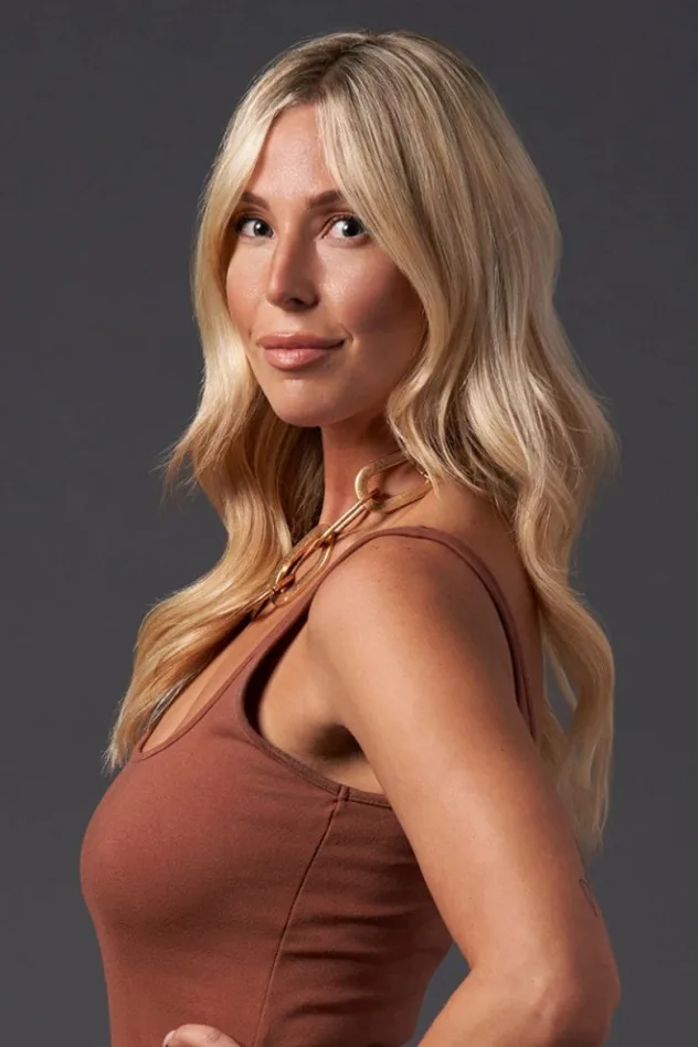 صورة الغلاف لـ Shaina Hurley