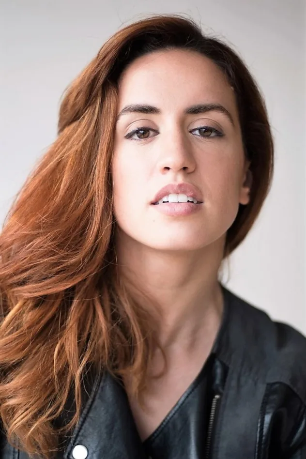 Claudia Benito için kapak görseli