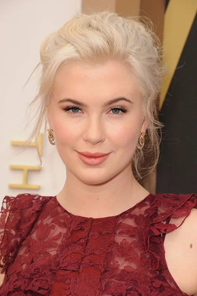 Cover image for Ireland Baldwin