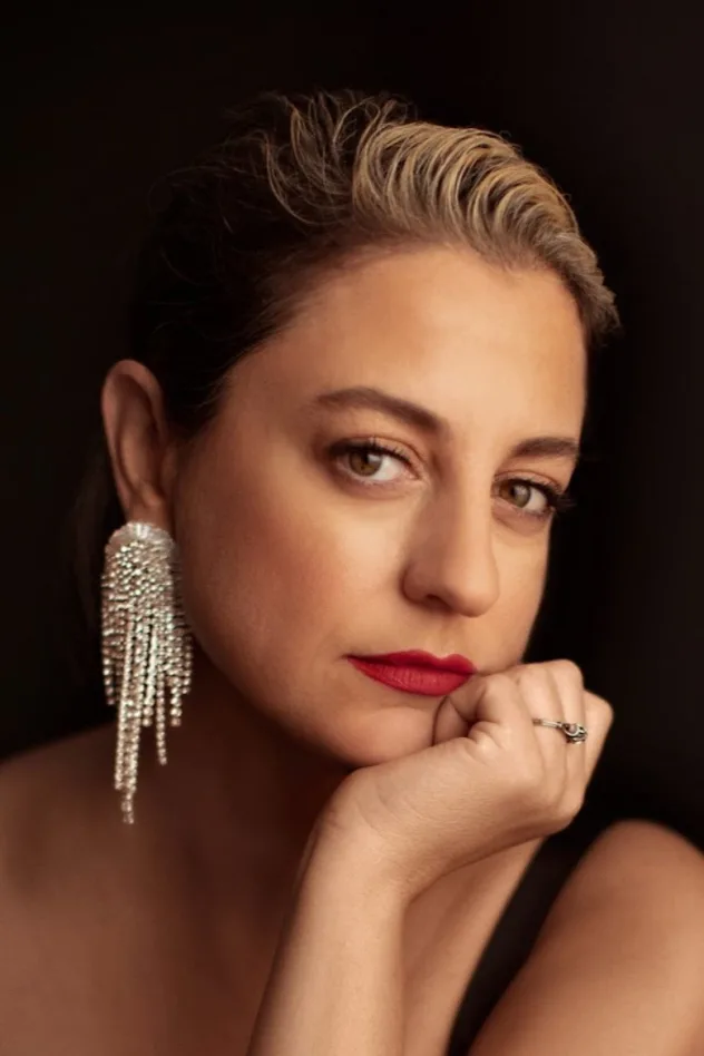 Imagen de portada para Dilek Türkan