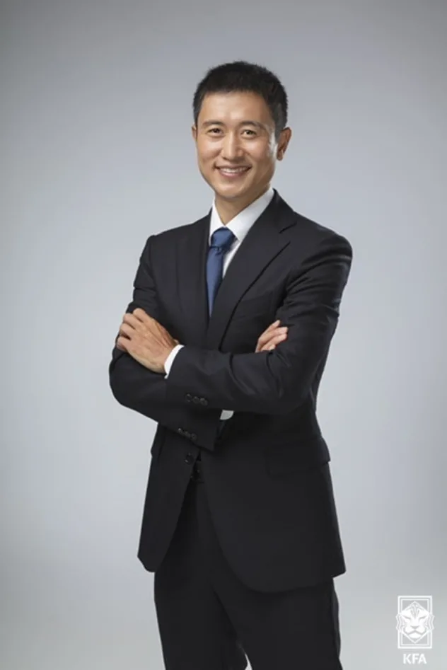 صورة الغلاف لـ Lee Young-pyo