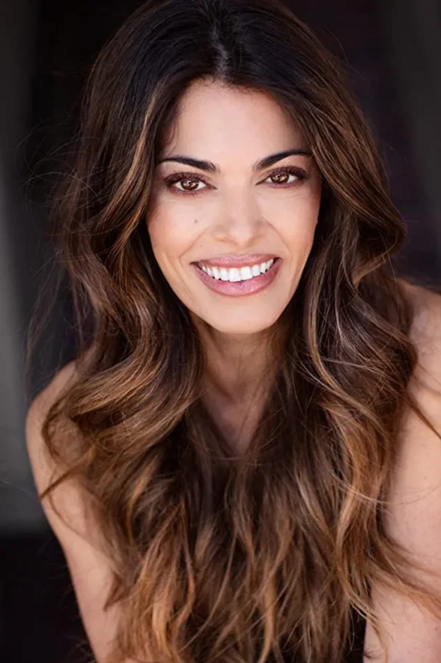 صورة الغلاف لـ Lindsay Hartley