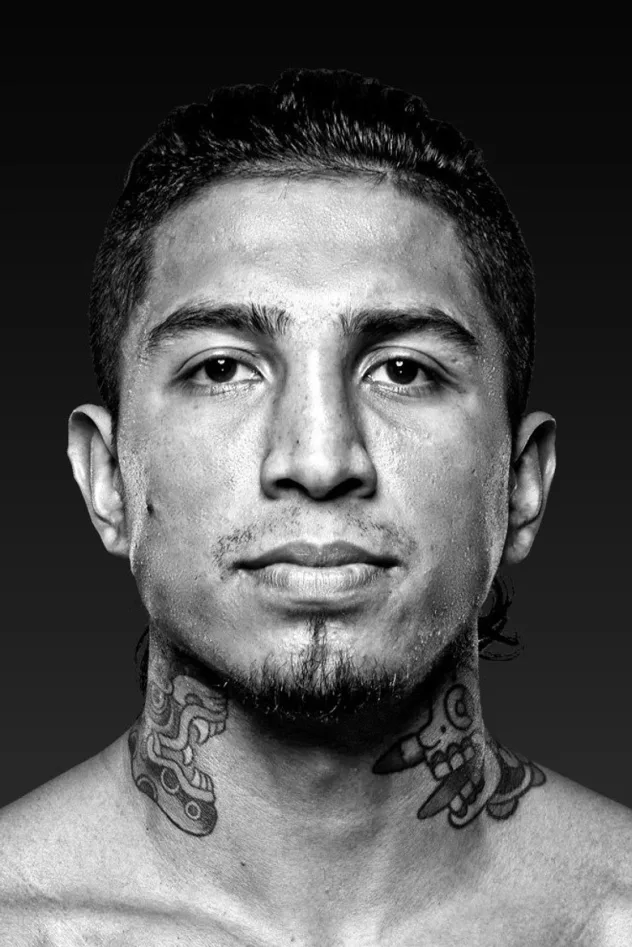 Mario Barrios için kapak görseli
