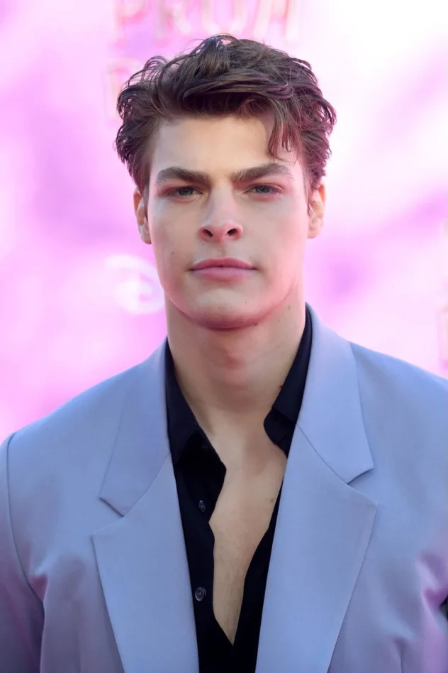صورة الغلاف لـ Blake Draper