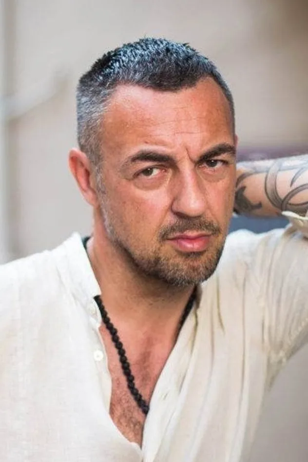 Cover image for Sandi Cenov