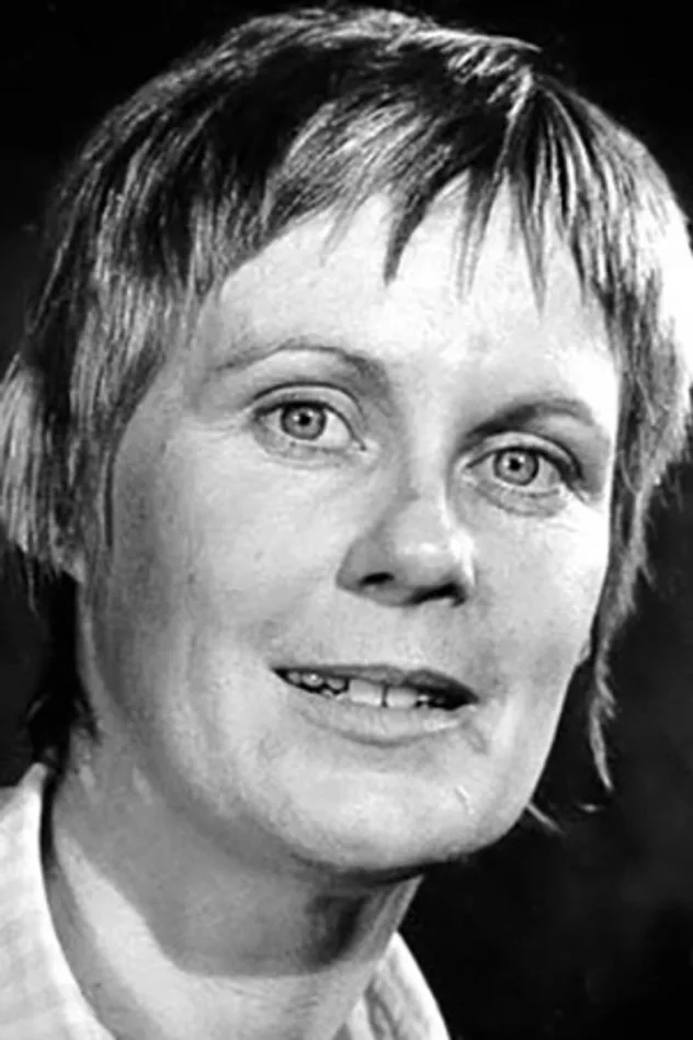 Cover image for Marion Heathfield