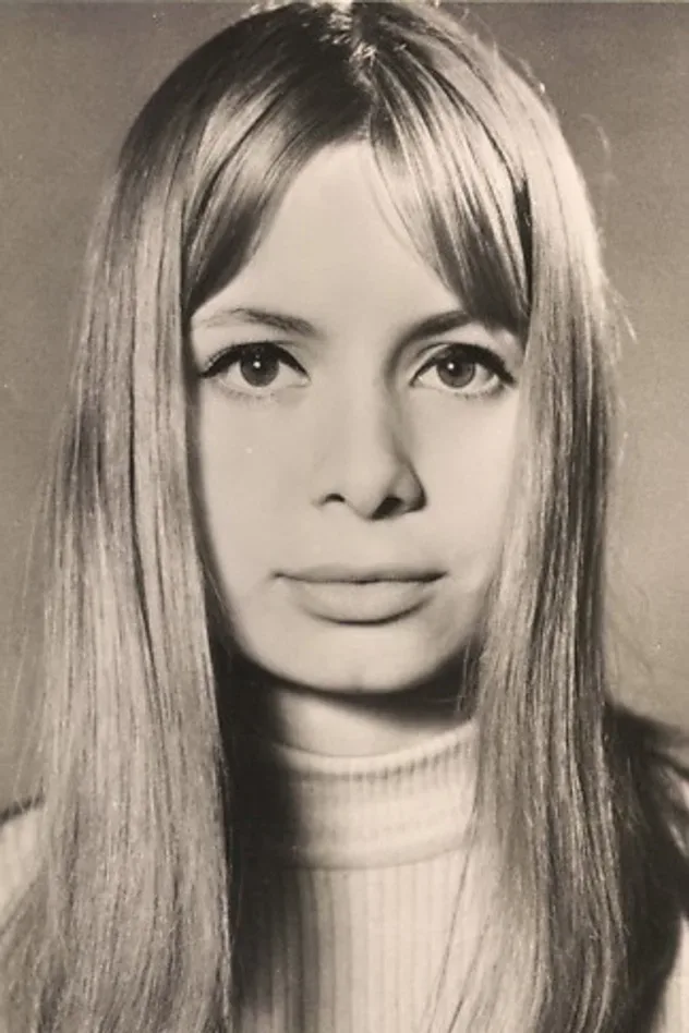 Обложка для Evelyn Opoczynski