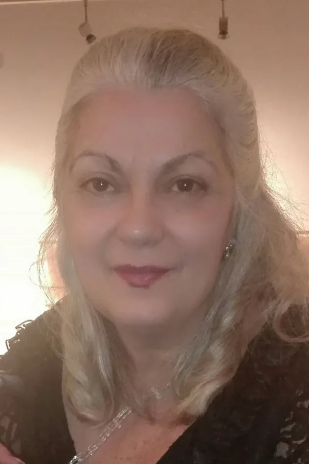 Imagen de portada para Tonia Zisimou