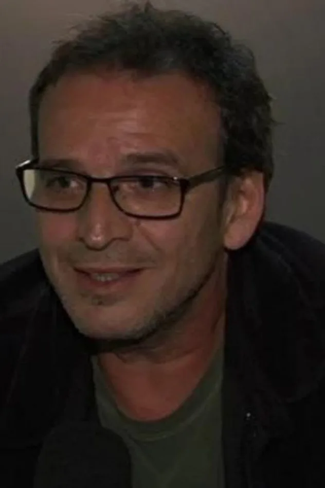 Обложка для César Rodrigues